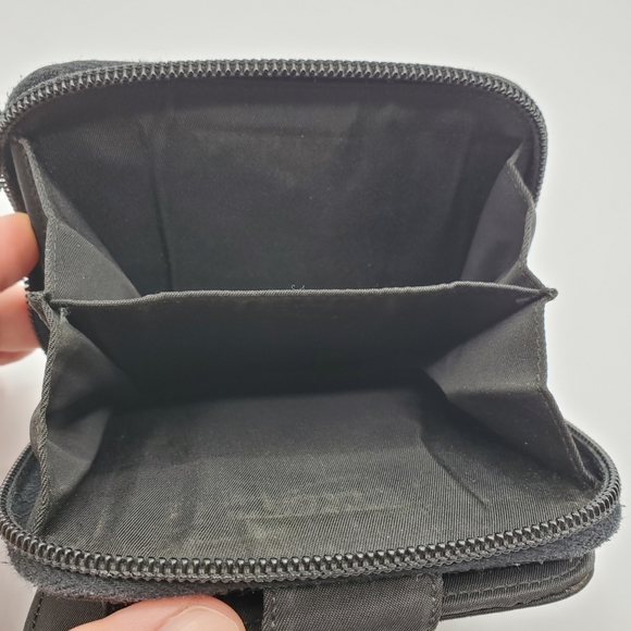 Authentic Preowned Prada Bifold Wallet - Picture 8 of 9